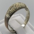Vintage sterling silver ring - weighs 2,4g - size R 1/2