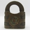Vintage YALE padlock - no key