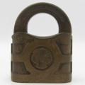 Vintage YALE padlock - no key