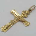9kt Yellow gold crucifix pendant - Weighs 1,3 grams