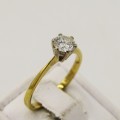 18kt Yellow gold diamond ring with 0,60ct diamond - weight 2,6g - size N 1/2