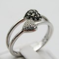 Sterling Silver ring with double heart design - Size S - 2,6g