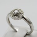 Sterling Silver ring with flower design - Size O - 2,6g