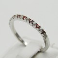 Sterling Silver ring with orange and clear stones - Size P - 1,7g