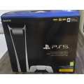 PlayStation 5 (PS5) - Glacier White (Digital Edition)