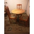 Table and 3x chairs