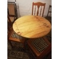 Table and 3x chairs