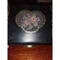 Vintage petti point style jewelry box
