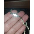 Thin pearl necklace with sliver clasp