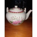 Stunning floarl Chinese tea pot