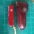 Swiss Army Knife Wenger with leather belt pouch