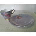 (or)  GORGEOUS VERSAILLES ROMANTIC SCENE CUP AND SAUCER DUO. - saucer 12cm arcoss cup 5.5cm tall