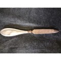 An ANTIQUE SILVER HANDLED LADIES MANICURE TOOL -NAIL FILE 12cm