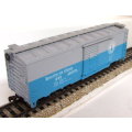 BACHMANN HO: 40' L&C Box Car with KD couplings in good used & un-boxed condition(China)