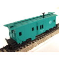 ATHEARN HO: Vintage P&LE Caboose in Fair used un-boxed condition.(USA)