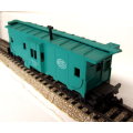 ATHEARN HO: Vintage P&LE Caboose in Fair used un-boxed condition.(USA)