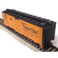 ATHEARN HO: Vintage US 40' Reefer with Metal KD couplers in Good Un-boxed condition(USA)