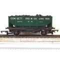 HORNBY OO:  English Iron Car with Coal Load in Good Un-boxed condition(England)