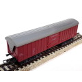 LIMA HO: `SNCF` Freight Wagon with Opening Roof in Good un-boxed condition (Italy)