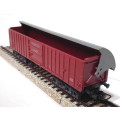 LIMA HO: `SNCF` Freight Wagon with Opening Roof in Good un-boxed condition (Italy)