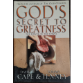 God`s Secret to Greatness: The Power of the Towel by David Cape & Tommy Tenney - SOFT COVER