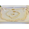 Genuine Pearl Set - Necklace, Bracelet and Earrings!!!