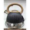 3.2L Whistle kettle Fashion Durable Hot Sale Stainless Steel Whistle Kettle With Wooden decal handle