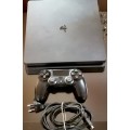 PLAYSTATION 4 CONSOLE 500Gig(GREAT CONDITION)