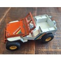 vintage britains jeep 1976 and included is  britains 1982 orange cargo trailer