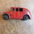 DINKY TOYS FIRE ENGINE MADE BY MECCANO LTD ENGLAND-ORIGINAL PAINT