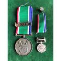 SANDF FULL SIZE AND MINIATURE 20 YEAR LONG SERVICE AWARD-FULL SIZE NUMBERED-COMES WITH A PIN