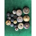 VSA MILITARY BUTTONS-MIXED LOT OF 17-SOLD TOGETHER-DIAMETER 28 ,20 AND 16 MM