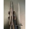 BRITISH FAIRBAIRN-SYKES FIGHTING KNIFE(COMMANDO KNIFE)THIRD PATTERN OF POST WW2-MAKER STAMPED ON CRO