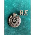 ROYAL ENGINEERS CAP BADGE AND TITLE-1914-18-LUGS + SLIDER COMPLETE