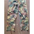 BELGIUM CONGO CAMO TROUSERS-SIZE LARGE-I WOULD SAY SIZE 40 AND BIGGER-PIPE LENGTH 76CM-THE TROUSERS