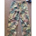 BELGIUM CONGO CAMO TROUSERS-SIZE LARGE-I WOULD SAY SIZE 40 AND BIGGER-PIPE LENGTH 76CM-THE TROUSERS