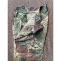 RHODESIAN CAMO TROUSERS SIZE 32-PIPE LENGTH 70 CM-USED CONDITION-ALL BUTTONS COMPELTE-REINFORCED BA