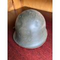 SADF PERIOD STAALDAK WITH NO INNER-COMES WITH CHIN STRAP