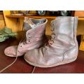 SADF,RECCE ANTI-TRACKING BOOTS-SIZE 9 -WELL USED