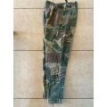RHODESIAN CAMO TROUSERS-SIZE 30 PADDED BACK SIDE-PIPE LENGTH 70 CM-BATTLE USED BUT GOOD CONDITION-AL