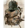 HAND PAINTED BRITISH SAS BACK PACK,COMPLETE WITH FRAME AND ALL STRAPS-VERY GOOD CONDITION,WITHOUT AN