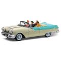1955 Pontiac Starchief 1/18 BOXED `I love Lucy` die cast model.