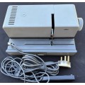 BRAUN Slide Projector. As good as new condition. Tested and Working