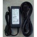 Samsung Laptop Charger 19v 2,1a  5,5 x 3mm