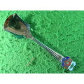 Sugar spoon of Wells in good condition.