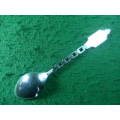 Elizabeth 2 spoon silver plated  in good condition as per pictures