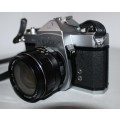 Pentax Spotmatic**SP**SLR 35mm..Super-Takumar1:3.5\28 Lens,M42 screw mount,plus Pentax Filter