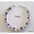 A CAZABELLA CRYSTAL BRACELET WITH BLUE CRYSTAL STONES ---NEW