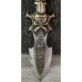 Collectible Stainless steel dagger: Ornate and 280 mm in length