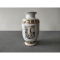 Gorgeous hallmarked Egyptian vase in excellent condition: Height app 260 mm